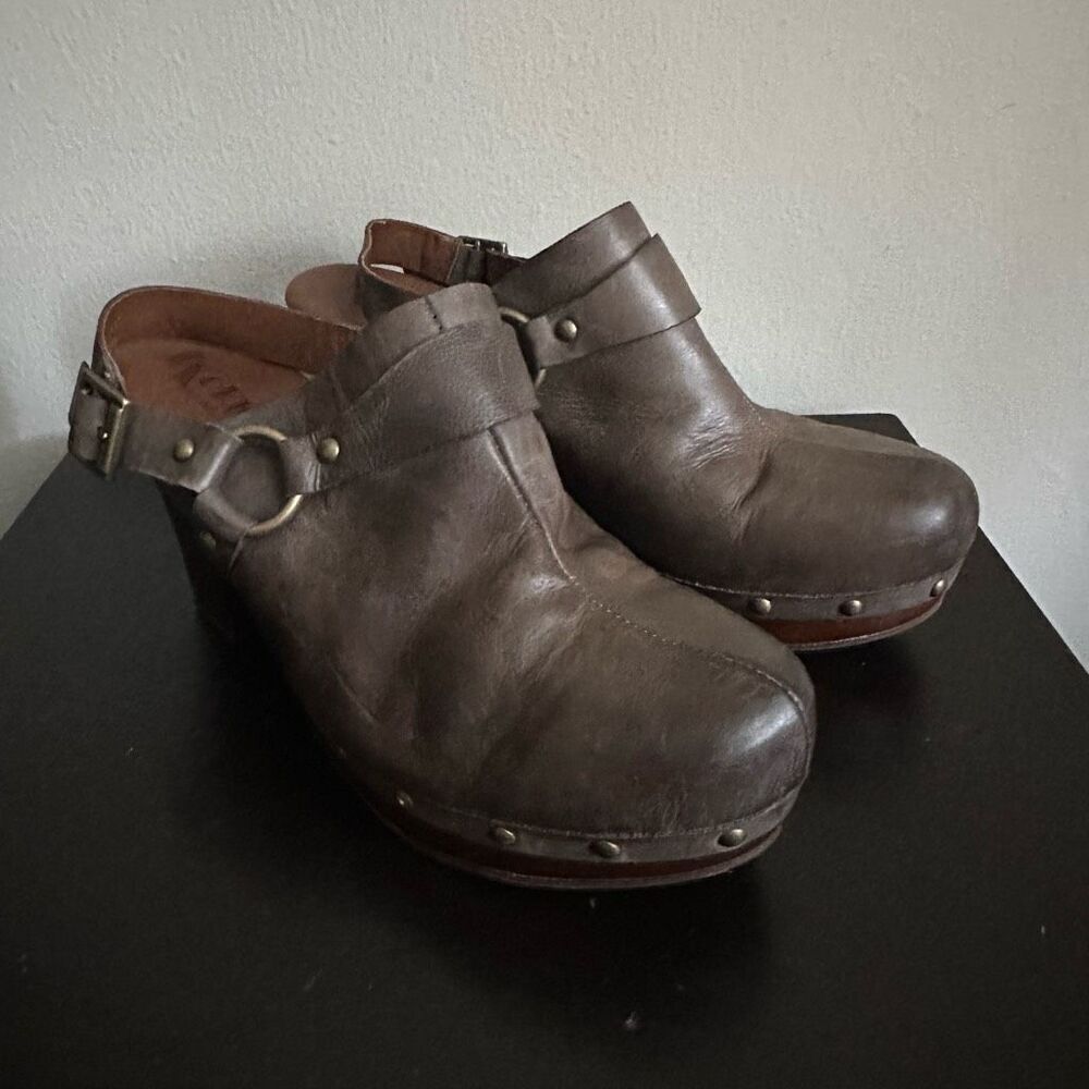 Korks‎ Deba Clog Kork-Ease Taupe Leather Slingback Buckle Clog Mule size 10 / 42 - Picture 2 of 9